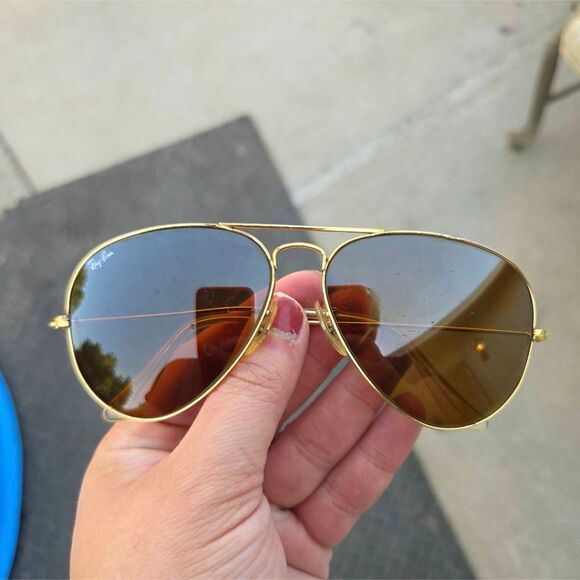 Vintage 80s Ray-Ban B&L Aviator Sunglasses – Gold Frame B-15 Brown Lenses 58-14 - Picture 2 of 9